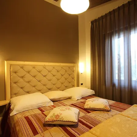 Rosi 4* Laureana Cilento