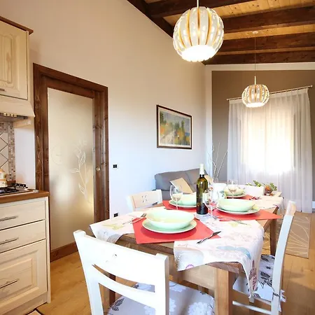 Rosi Aparthotel 3*