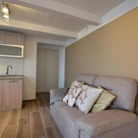 Rosi Aparthotel Laureana Cilento